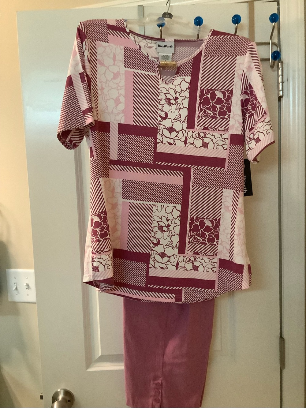 BonWorth Pink and White Printed Top with Dusty Rose Capris